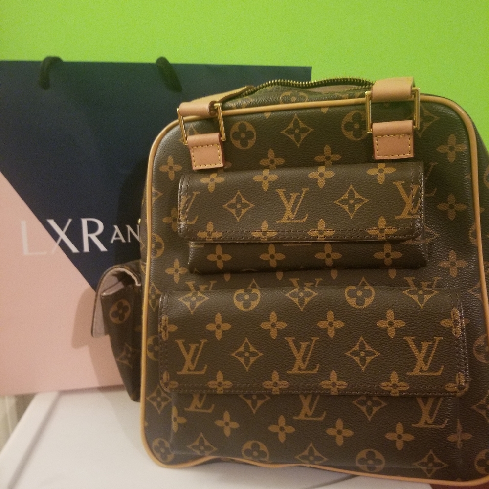 Louis Vuitton shoulder bag